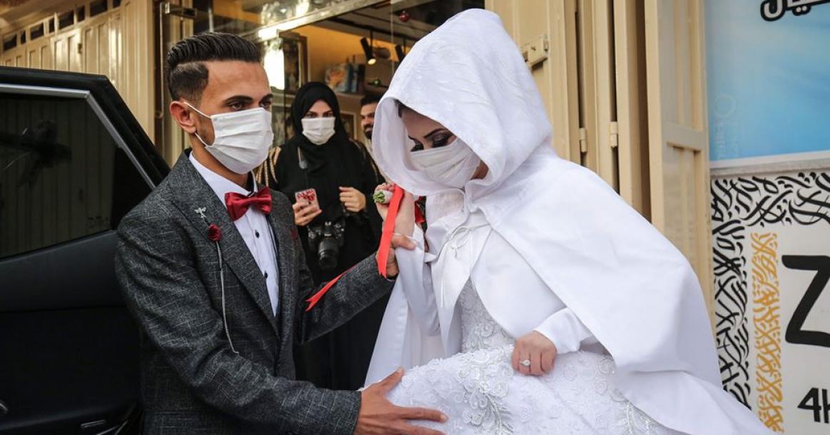 حفل زفاف بغزة بدون مدعوين بعد إغلاق جميع صالات الأفراح