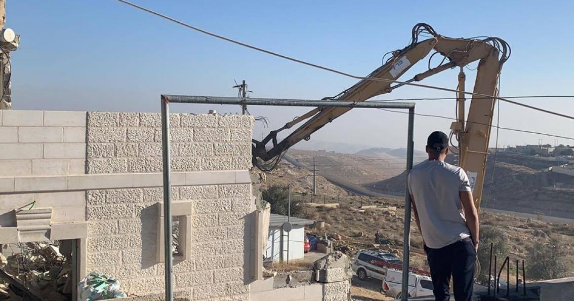 الاحتلال يهدم منزل "أبو ريالة" بالقدس للمرة الثالثة