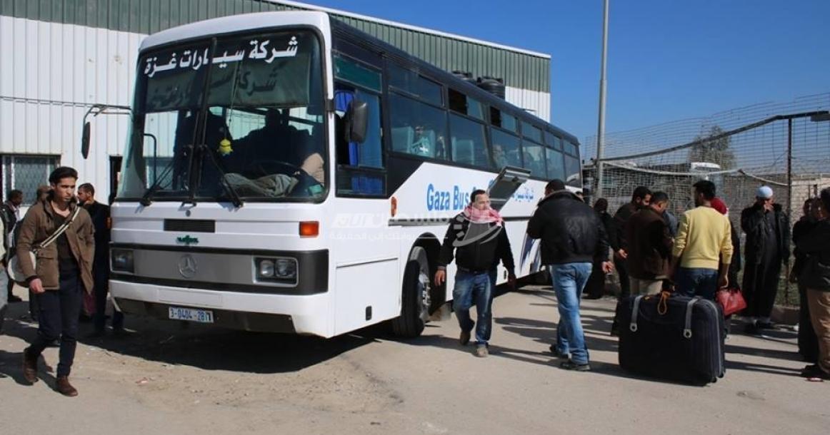 المسافرون عبر معبر رفح