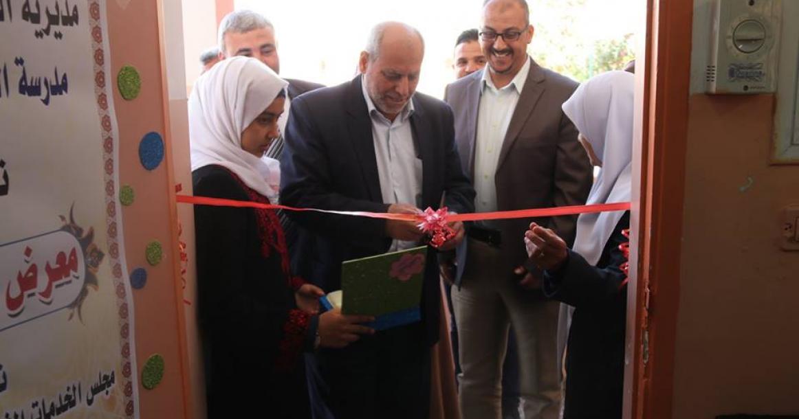 بلدية النصيرات تفتتح معرض إعادة تدوير النفايات الصلبة