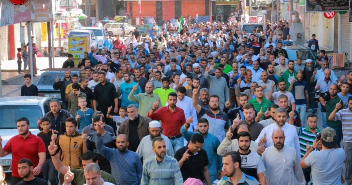 حماس تنظم مظاهرة في مخيم جباليا تنديدا بمئوية بلفور