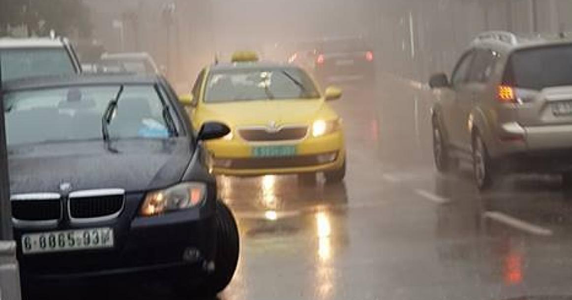 أمطار الخير تهطل على مدينة رام الله