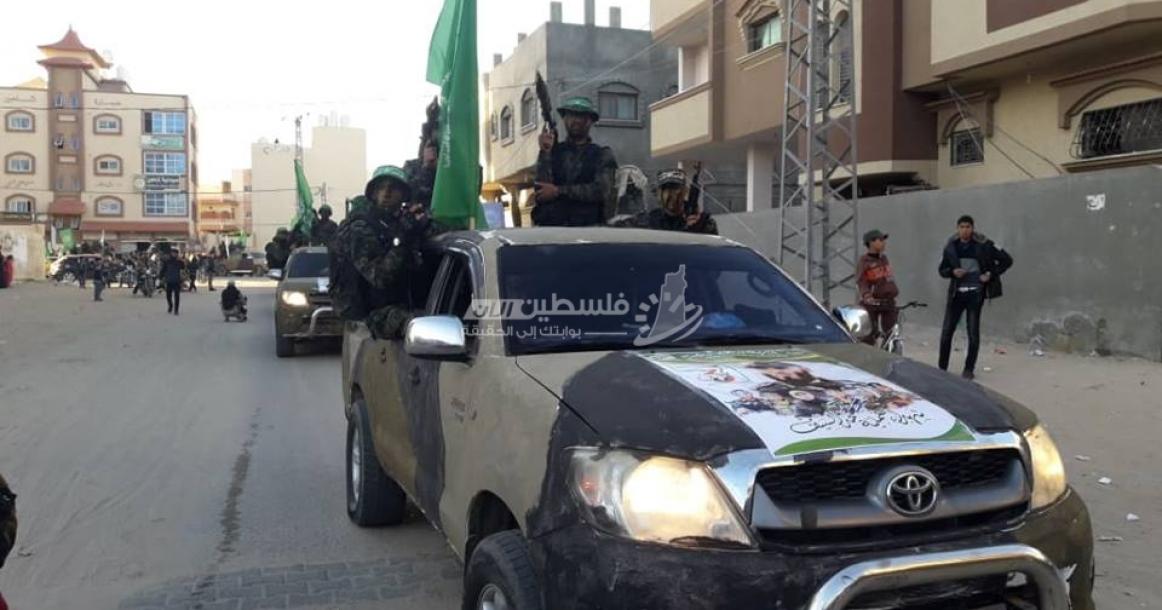 مسير عسكري للقسام بخانيونس في ذكرى انطلاقة حماس