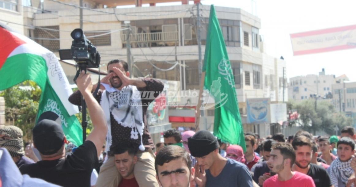 صور: مسيرات دعت لها حماس في الخليل دعما للأقصى