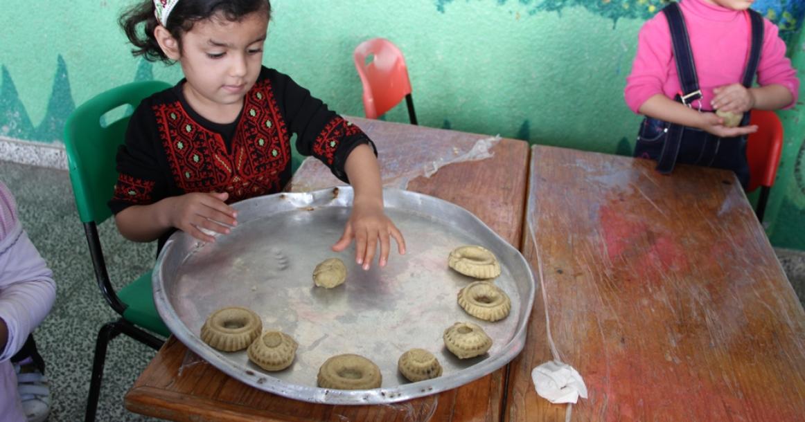 معهد الأمل للأيتام ينظم مهرجان الزيتون والأجداد بغزة