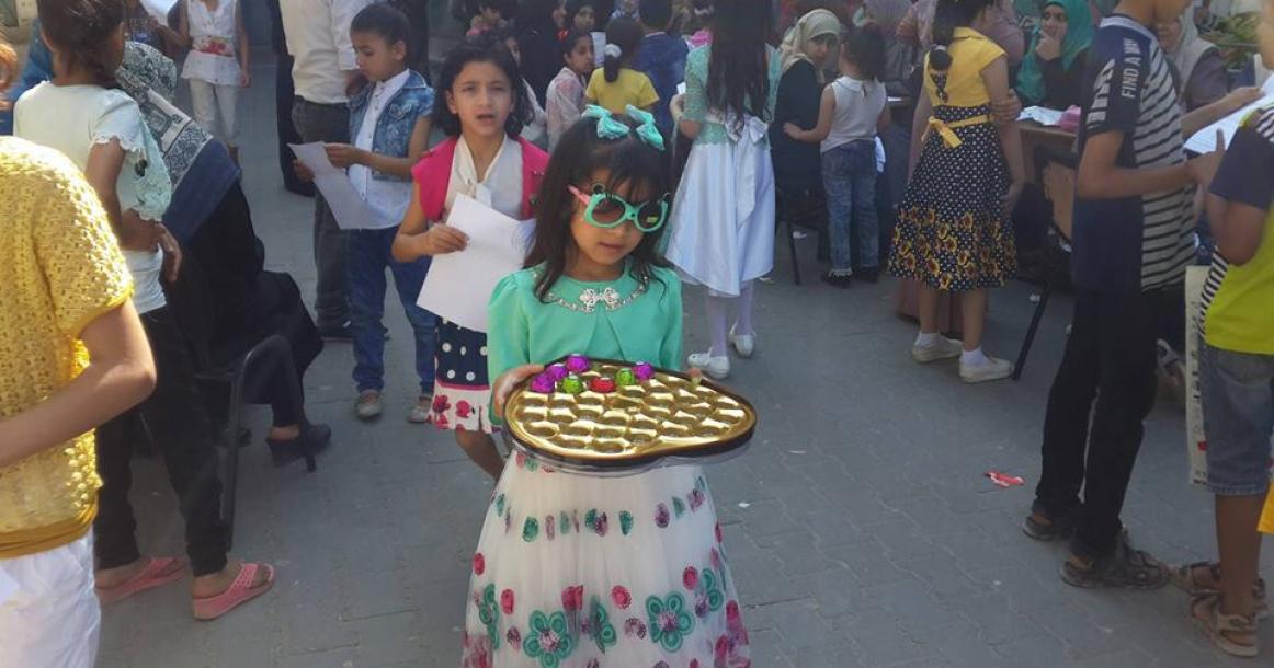 مدارس الغوث تسلم شهادات العام الدراسي 2016/2017