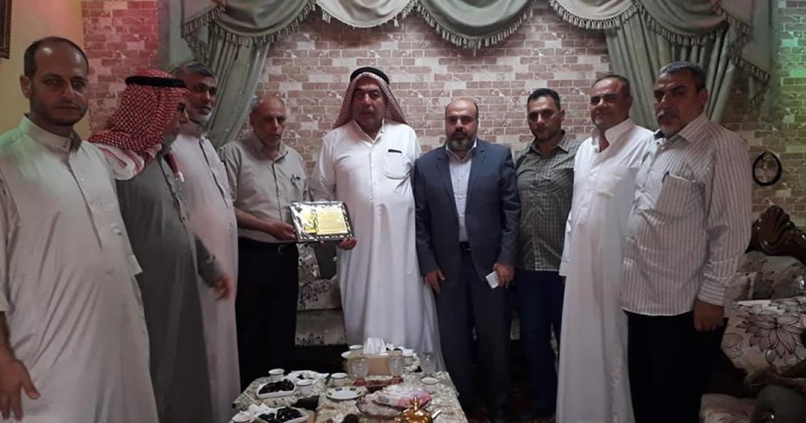 حماس تواصل حملة زيارة العائلات بالنصيرات