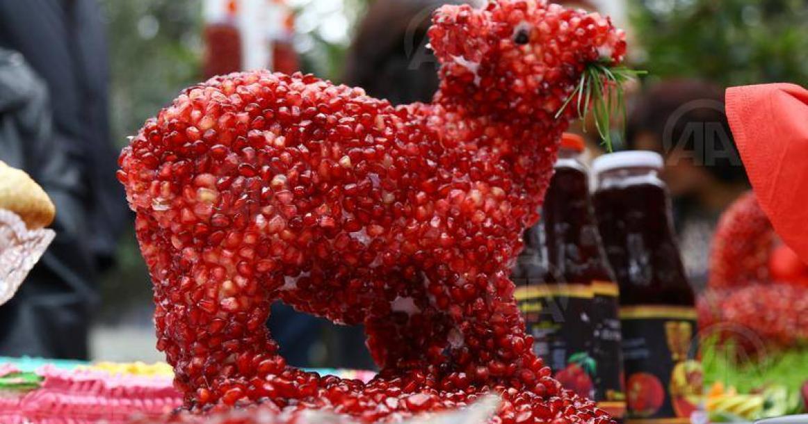 صور: مهرجان للرمان في أذربيجان