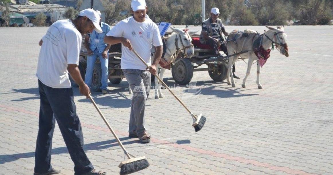 صور: تجهيز مصليات العيد بالمحافظة الوسطى‎