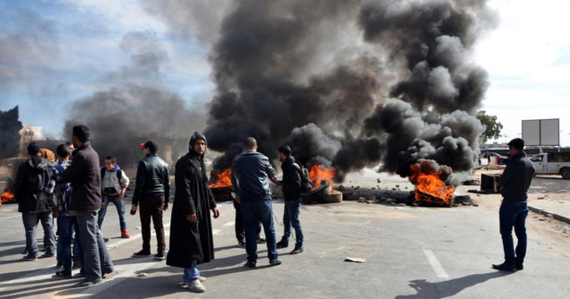 تونس تجدد ثورة "البوعزيري"