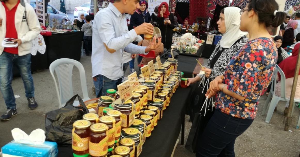 "بازار" للمشغولات اليدوية والمنتوجات التراثية بنابلس