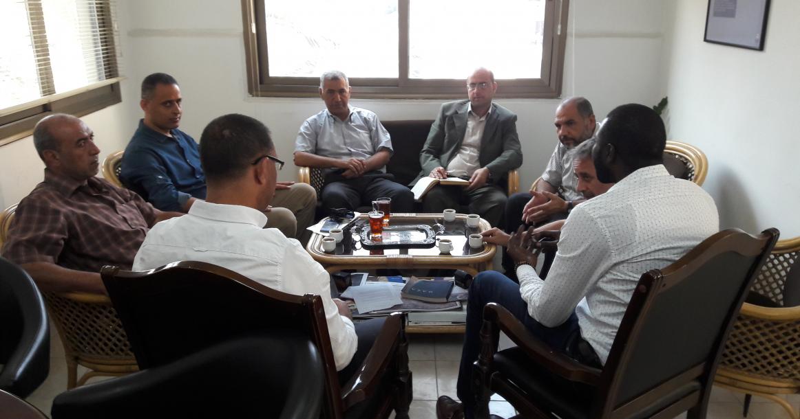 هيئة شؤون الأسرى تلتقي بالصليب الأحمر بغزة