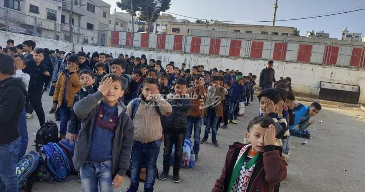 وقفات في جنين، طولكرم، ونابلس تضامنا مع الزميل الصحفي معاذ عمارنة