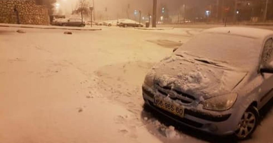 آثار الدمار الذي خلفه المنخفض الحوي بالقدس المحتلة