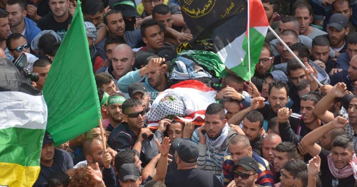 صور: مسيرة تشييع جثمان الشهيد "مهند الحلبي