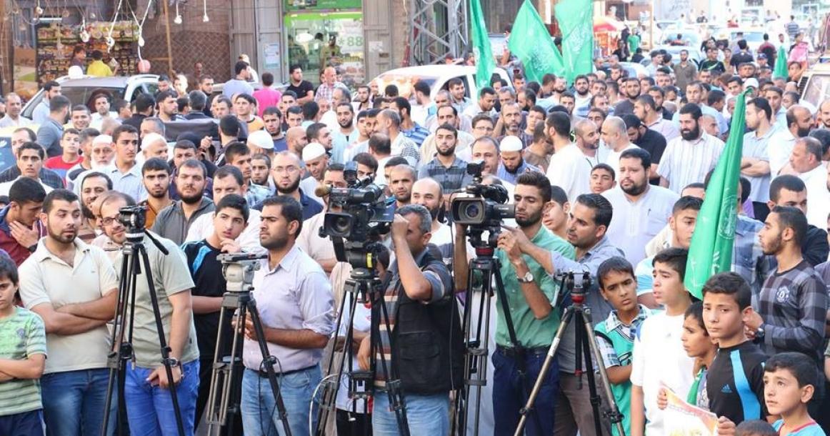 مسيرة تنديد بالاعتقالات السياسية بالضفة 