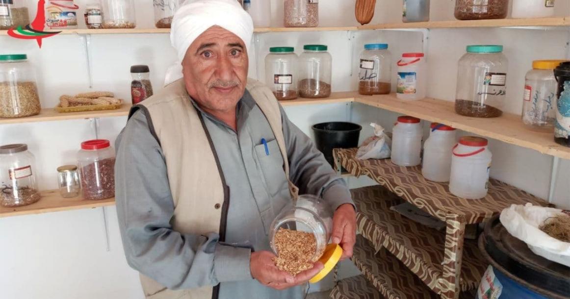 مزارع غزي ينفذ مشروع "بنك القرارة للبذور البلدية"