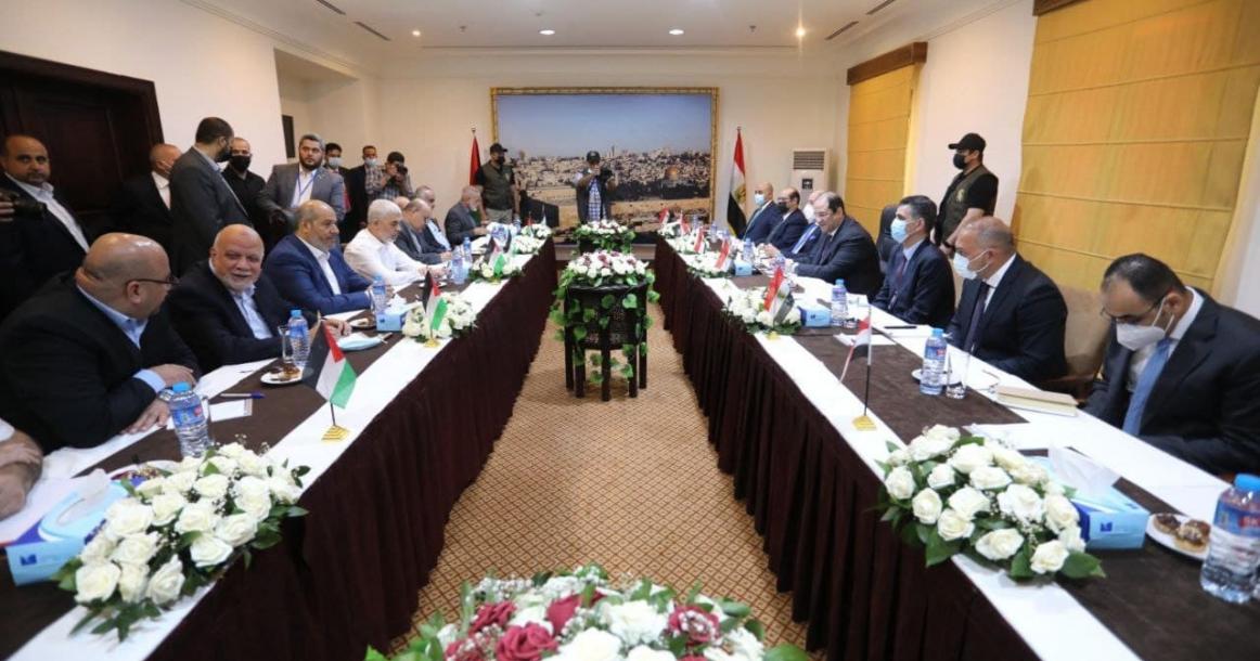 اجتماع قيادة حماس مع مدير المخابرات المصرية في قطاع غزة