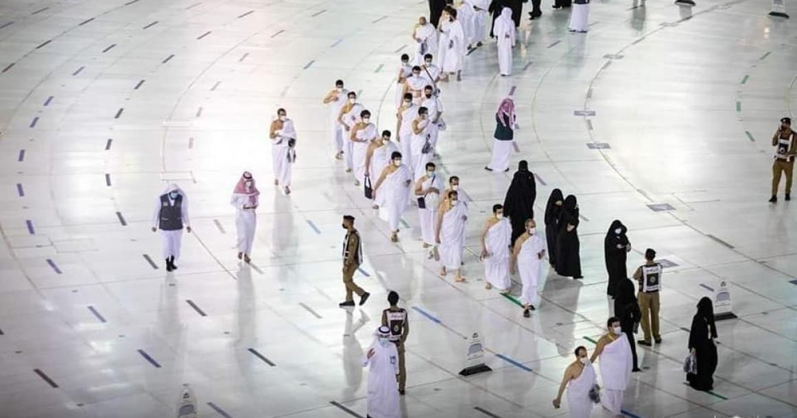 طواف الإفاضة في أول أيام عيد الأضحى