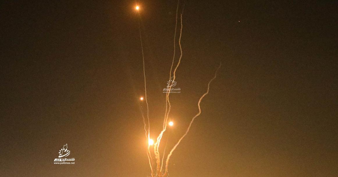 استمرار إطلاق الرشقات الصاروخية تجاه الأراضي الفلسطينية المحتلة.