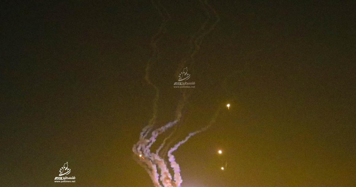 المقاومة بغزة تواصل إطلاق الرشقات الصاروخية باتجاه الأراضي الفلسطينية المحتلة