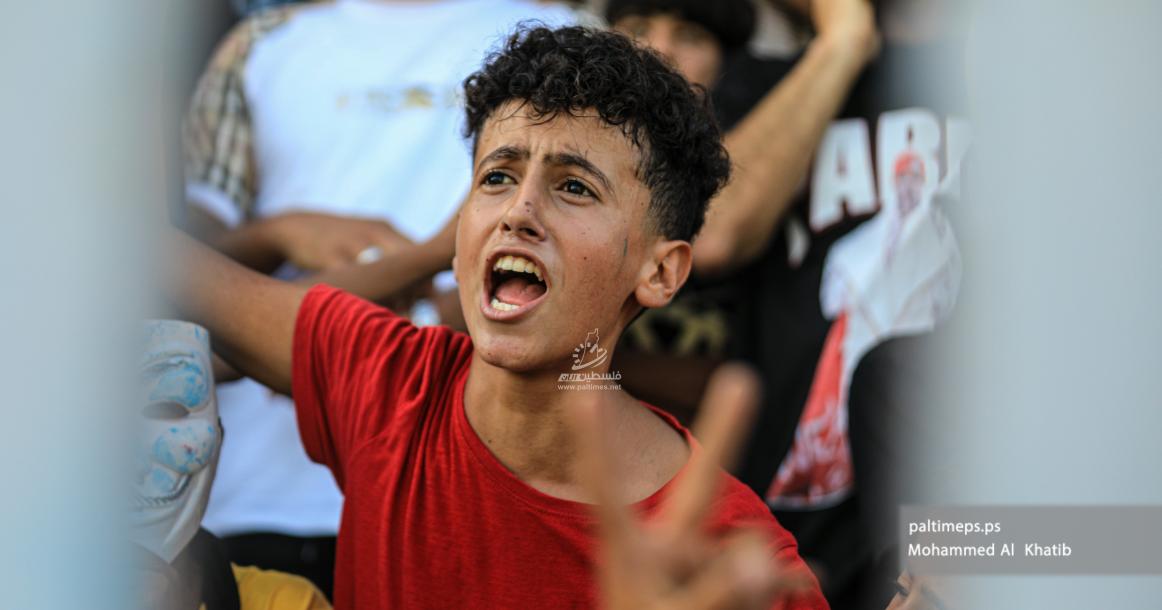 الجماهير الرياضية وشغفها المتواصل في الملاعب الغزية