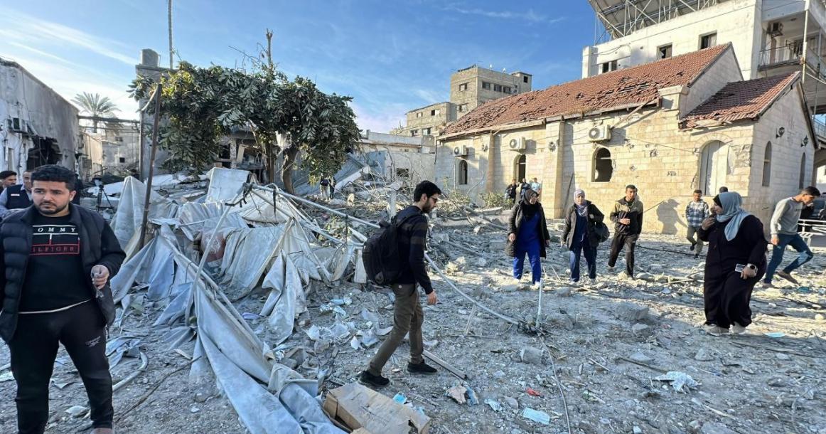 دمار كبير خلفه قصف الاحتلال للمستشفى المعمداني بغزة