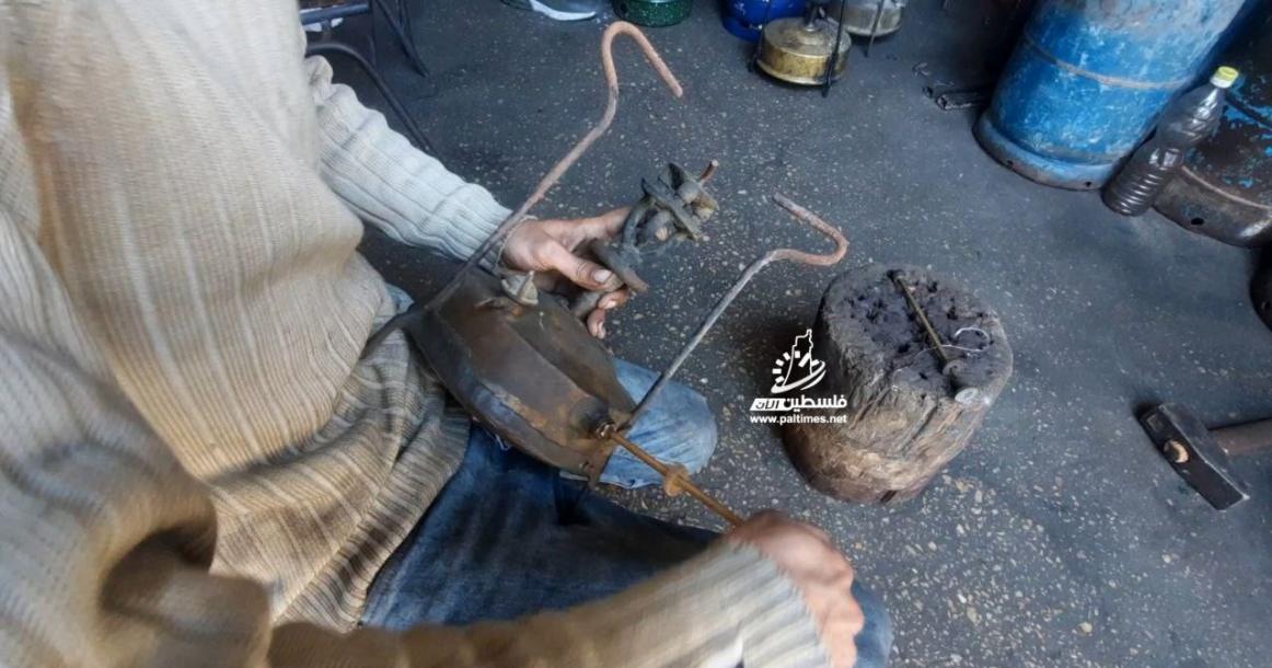 "بابور الكاز" بديل غاز الطهي المفقود في غزة