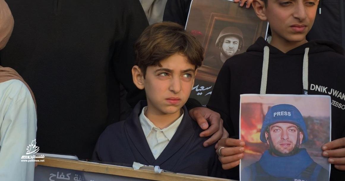 وقفة وفاء للصحفي الشهيد محمد وشاح.. تنديد واسع باغتياله