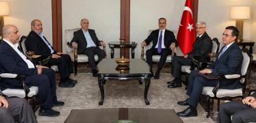 وفد حماس في زيارة تركيا