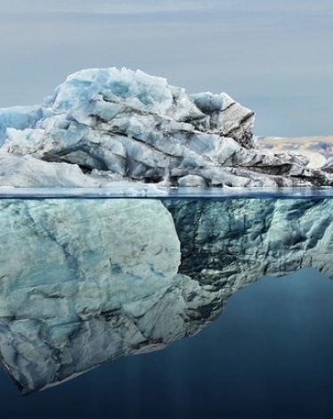 5cff8257d43750c9588b463d