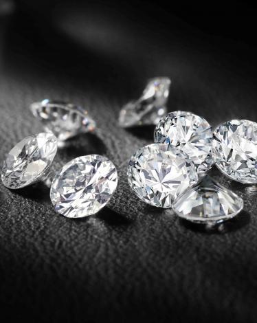 6-Gemstones-That-Can-Be-Used-As-Substitutes-For-Diamond