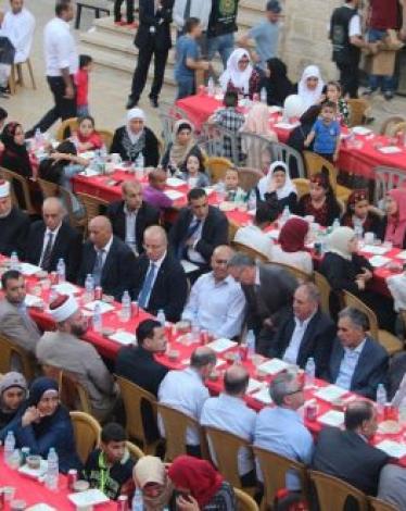 هيئة الأعمال الخيرية الإماراتية تنظم إفطارها السنوي بنابلس