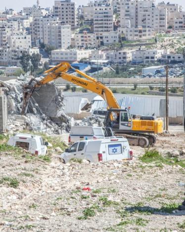 الاحتلال يخطر بهدم منزلين في سلفيت