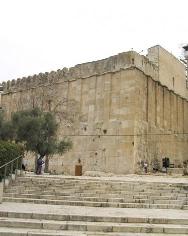 Hebron001