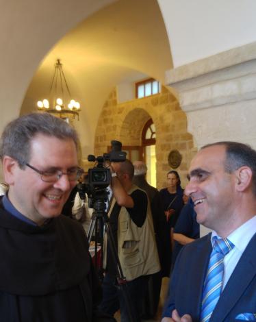 حارس الأراضي المقدسة يتولى مهام منصبه بالقدس