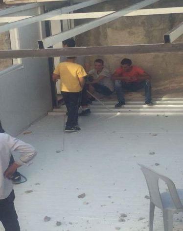 هدم المقدسي لجزء من منزله