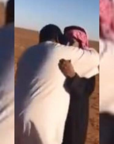 سوداني يجهش بالبكاء لدى لقاء كفيله السعودي بعد 32 عاما