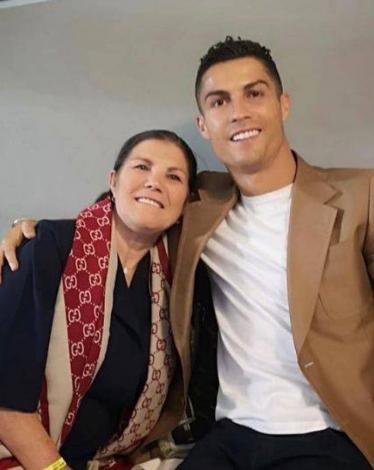 LeovYo0_Dolores-Aveiro-Ronaldo_637655_highres