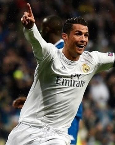 رونالدو أمام فولفسبورغ