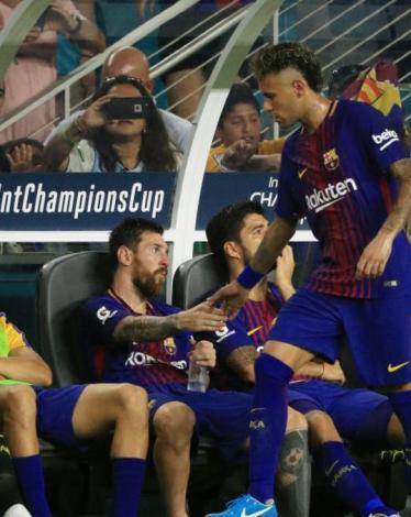 لاعبو برشلونة 