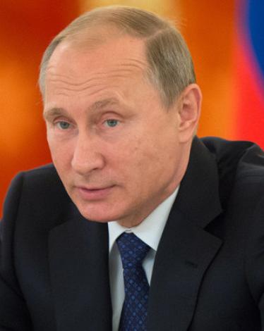 على عهدة ماكين: بوتين أخطر من داعش