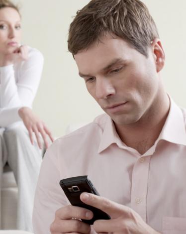 thinkstock-cheating-man
