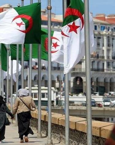 5ae784bc95a59740618b45e2