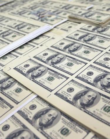 ارتفاع الدولار