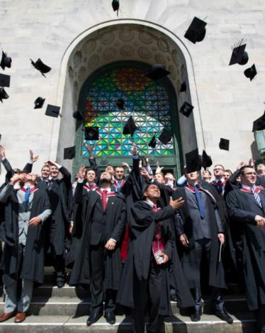 "الإحصاء" يبين مجالات الدراسة والعلاقة بسوق العمل للأفراد