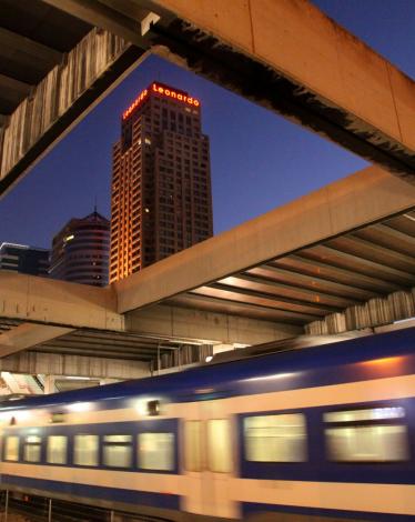 الاحتلال يخطط لإقامة محطة قطار في سلوان05MS01