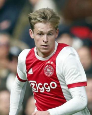 تصرف جنوني من باريس لمنع انتقال دي يونج إلى برشلونة