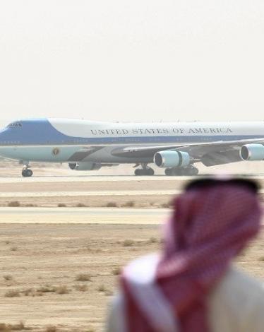 السعودية تنشئ منطقتين اقتصاديتين خاصتين بمطارين فيها