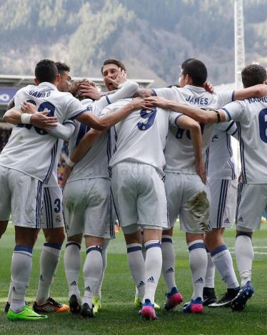 ريال مدريد ينتفض أمام إيبار ويسحقه برباعية